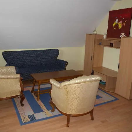 Casa vacanze Holiday Home Balaton H2056 *