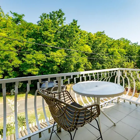 Casa vacanze Holiday Home Balaton H2056 Balatonszarszo