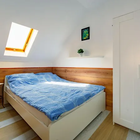 Holiday Home Balaton H2056 Balatonszarszo