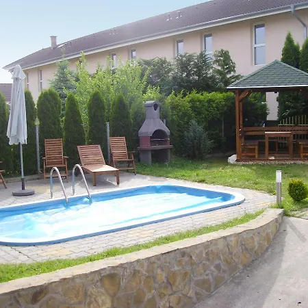 Holiday Home Balaton H2056 * Balatonszarszo